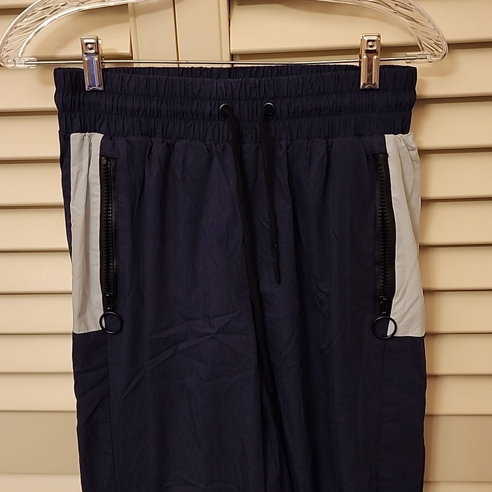 Colorblocked Athletic Pants - Picture 4 of 8